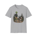 Alien Walking a Pittie T-shirt
